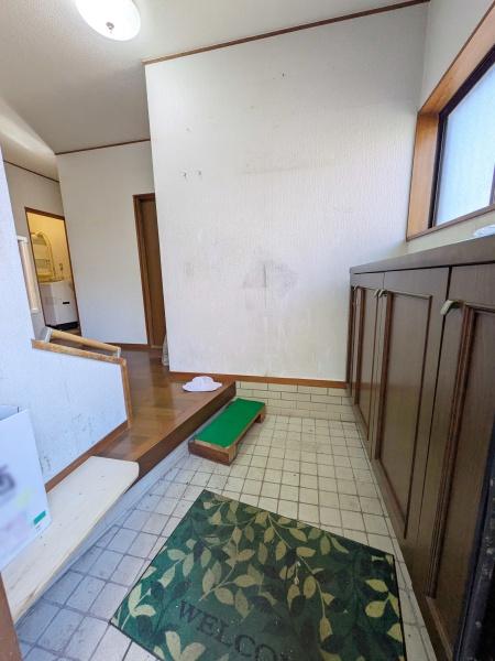 (玄関)