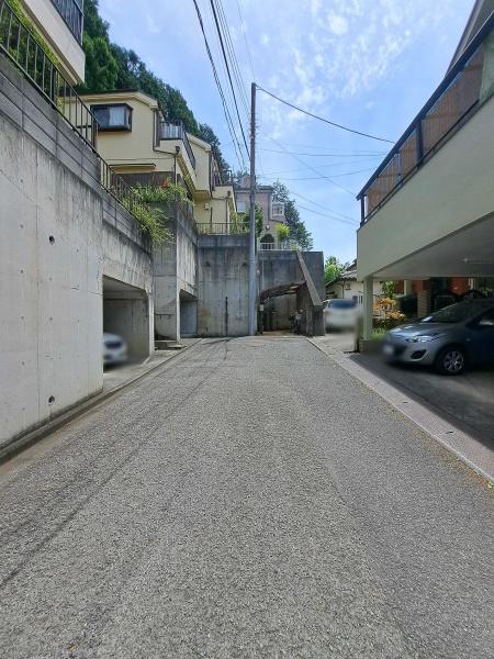 (前面道路含む現地写真)