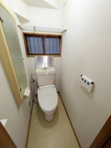 (トイレ)