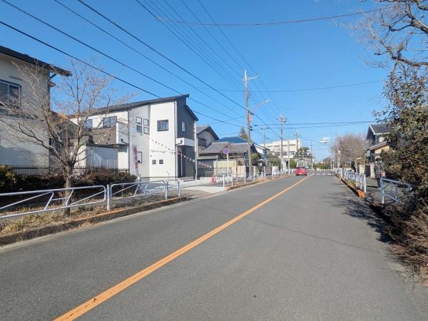 (前面道路含む現地写真)