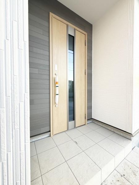 (玄関)