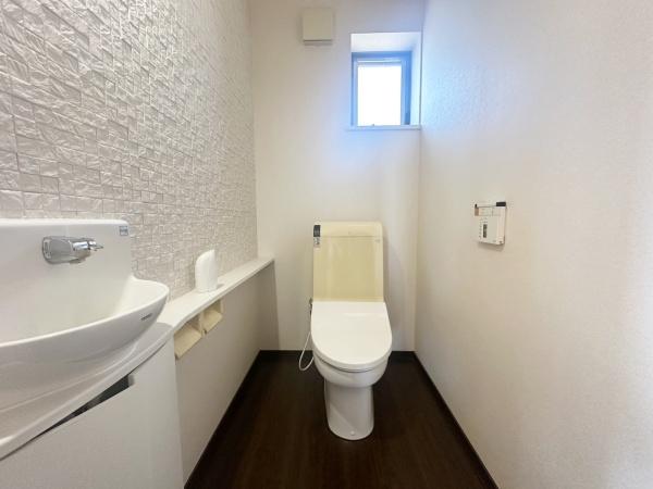 (トイレ)