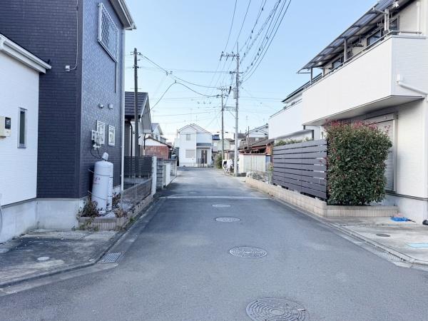 (前面道路含む現地写真)