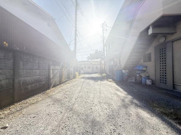 (前面道路含む現地写真)