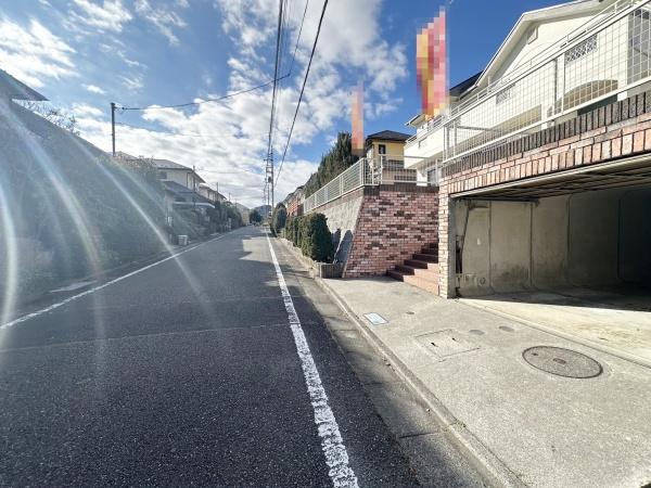 (前面道路含む現地写真)