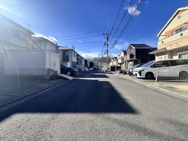 (前面道路含む現地写真)