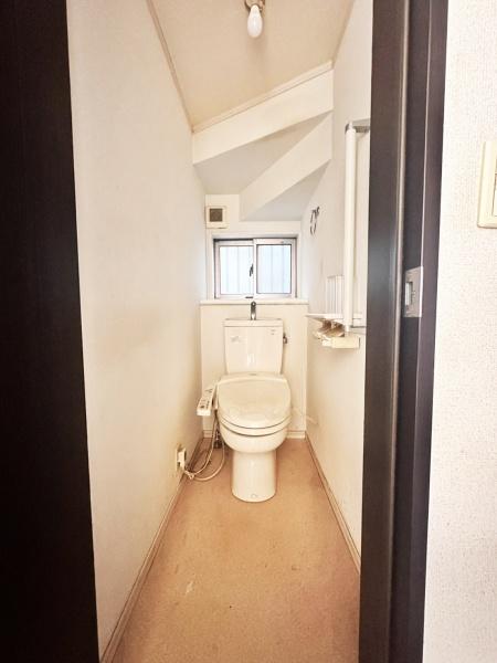 (トイレ)