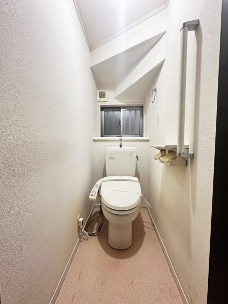 (トイレ)