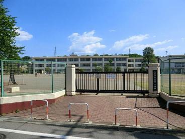 八王子市立第十小学校(小学校)