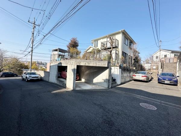 (前面道路含む現地写真)