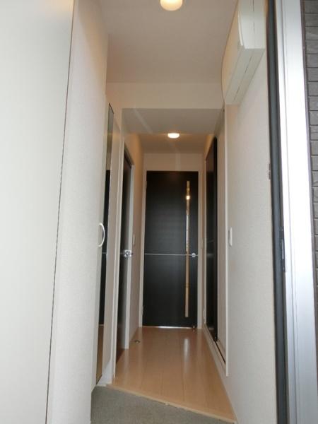 (玄関)