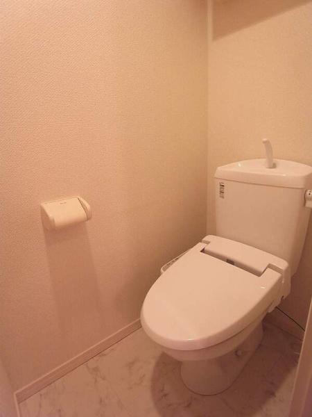 (トイレ)