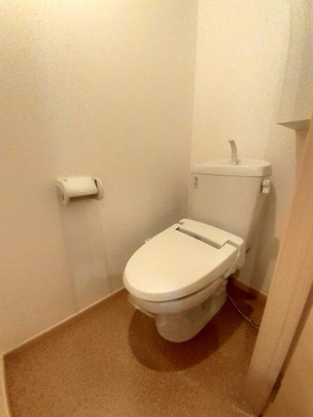 (トイレ)