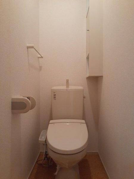 (トイレ)