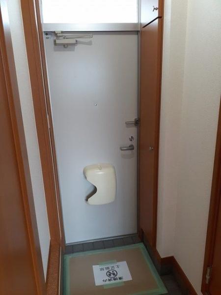 (玄関)