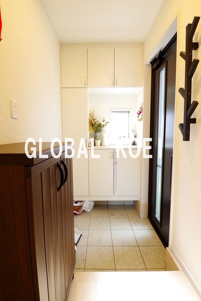 (玄関)
