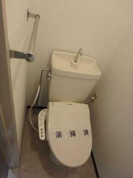 (トイレ)