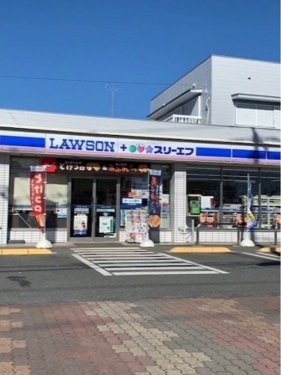 ローソン・スリーエフ(コンビニ)