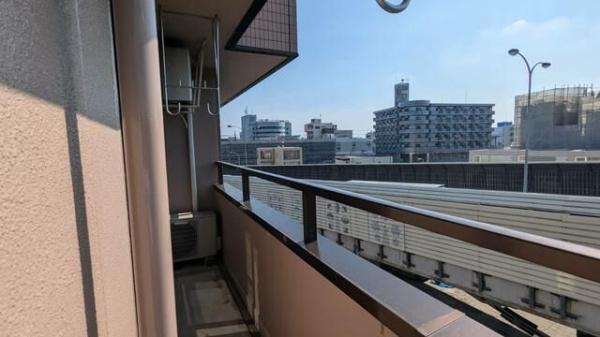 (バルコニー)
