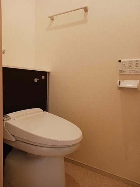 (トイレ)