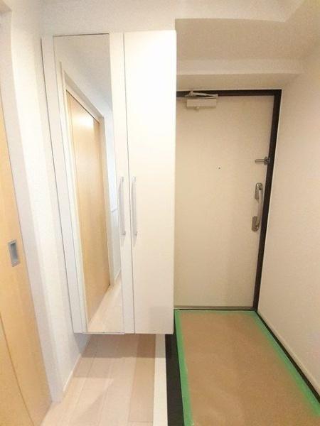 (玄関)