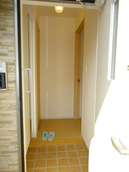 (玄関)