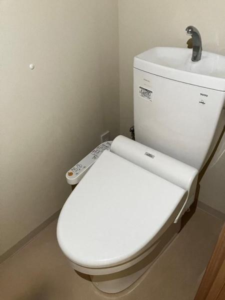 (トイレ)