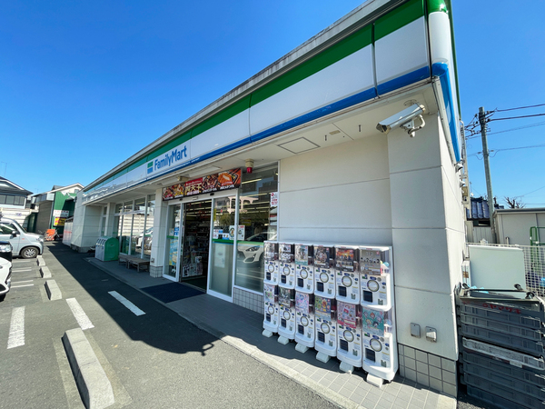 ファミリーマート(コンビニ)