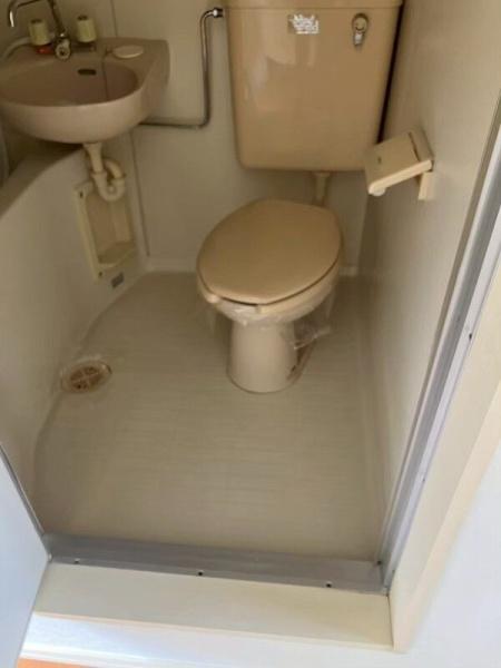 (トイレ)