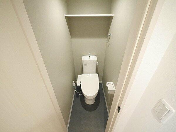 (トイレ)