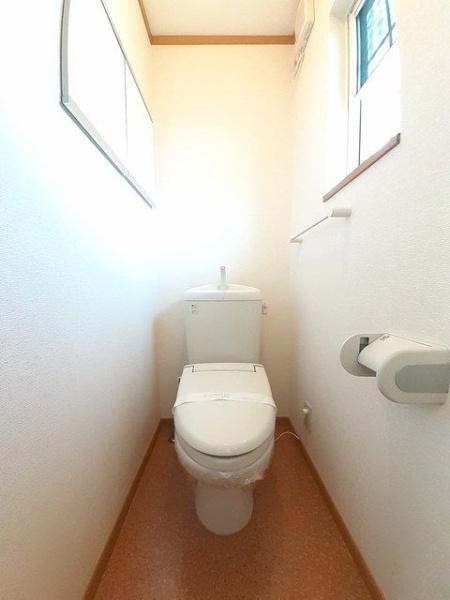 (トイレ)