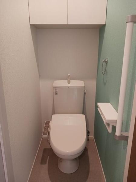 (トイレ)
