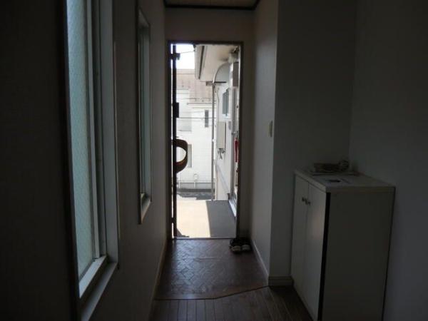 (玄関)