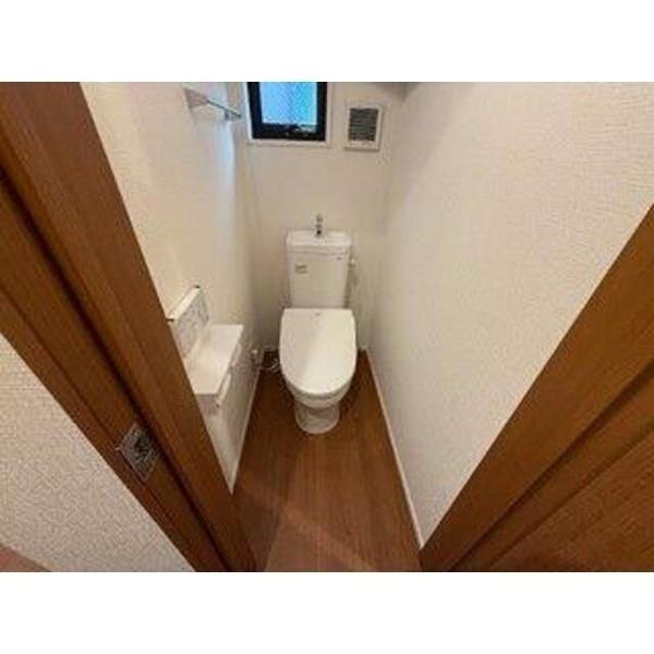 (トイレ)