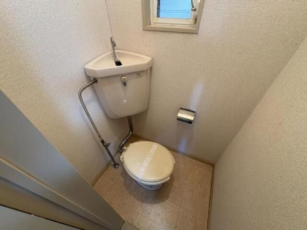 (トイレ)