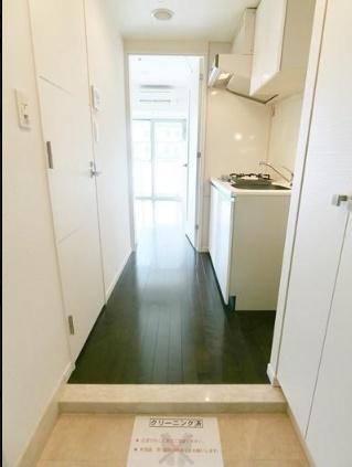(玄関)