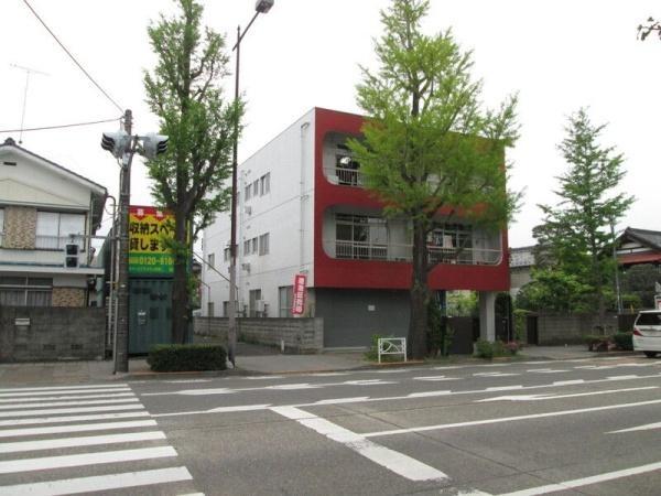 (エントランス)