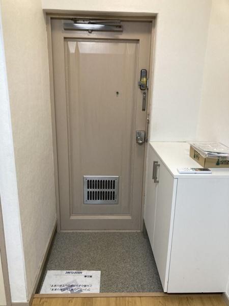 (玄関)