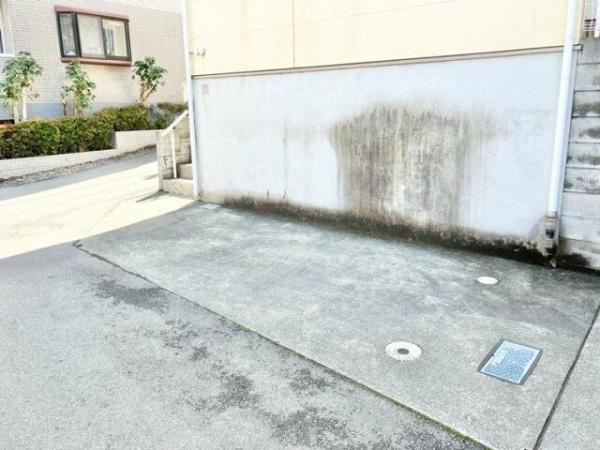 (その他)