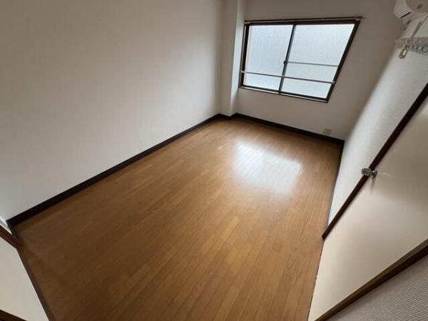 (その他)