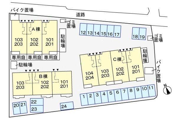 (駐車場)