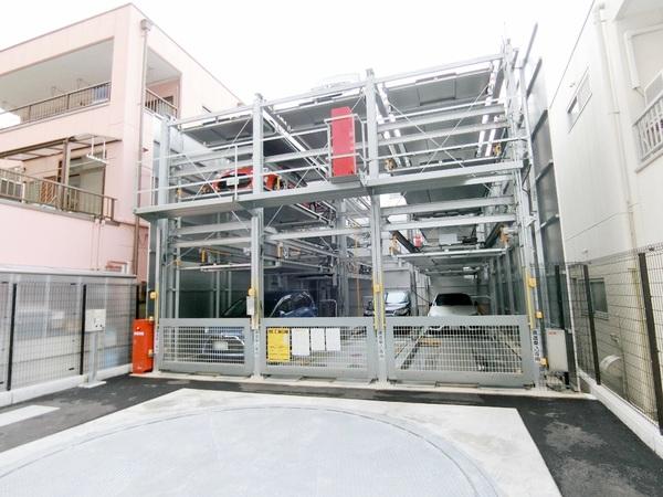 (駐車場)