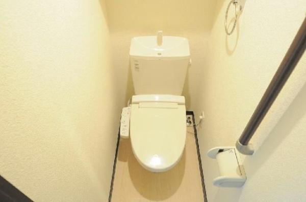 (トイレ)