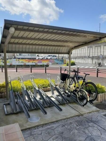 (駐車場)