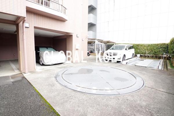 (駐車場)