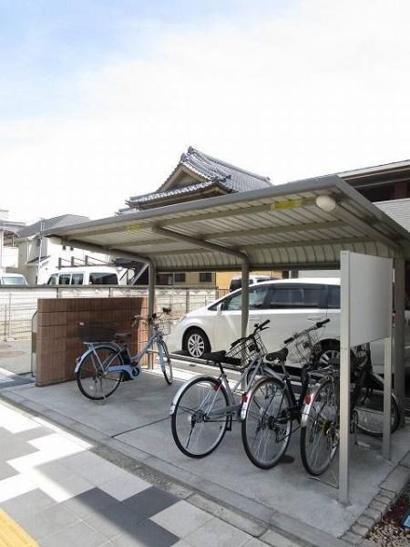 (駐車場)