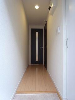 (玄関)